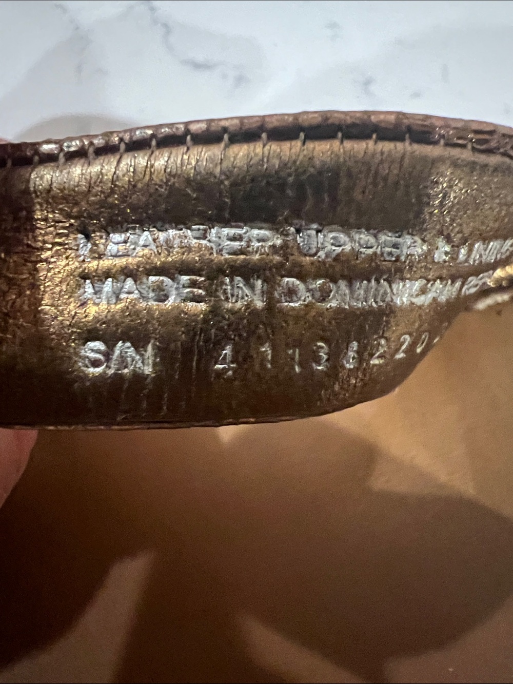 Tory Burch metallic gold crackled leather thong sandals size 10 - Picture 3 of 15